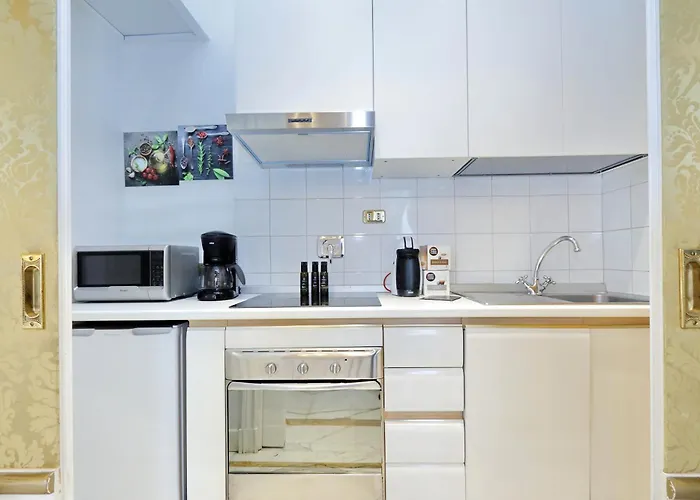 Tritone Luxury House רומא